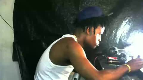 Snapshot of elniga21 chatting on December 15, 10:04 pm EL NIIGGGAA  21                                                                  EL NIGGA  21 online show from December 15, 10:04 pm