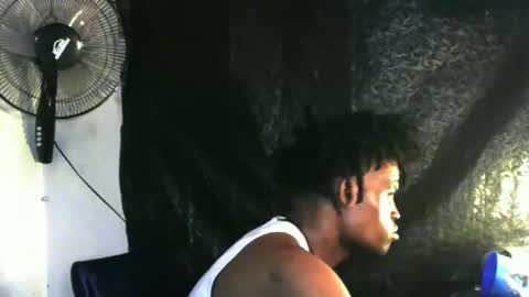 Snapshot of elniga21 chatting on December 16, 4:13 am EL NIIGGGAA  21                                                                  EL NIGGA  21 online show from December 16, 4:13 am