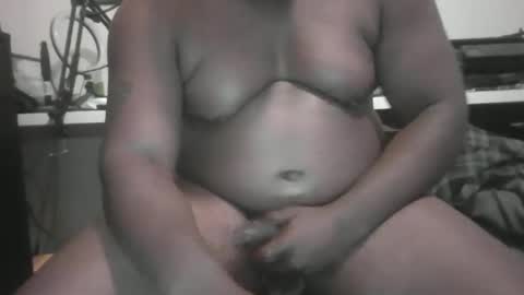 Snapshot of elo_stone chatting on December 14, 3:23 am elo_stone online show from December 14, 3:23 am