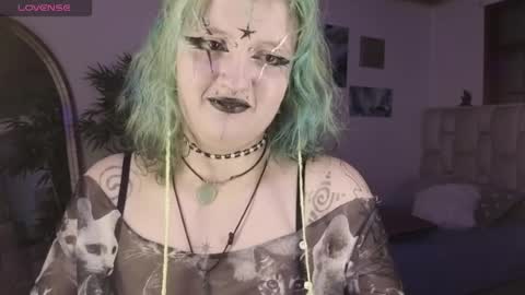 Eloise  . online show from May 6, 4:41 am