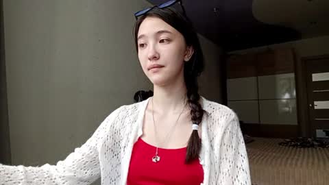 Snapshot of elouisevallian chatting on July 21, 2:03 am Elara online show from July 21, 2:03 am