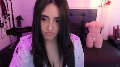 Snapshot of elowen_halley1 chatting on October 12, 7:13 pm elowen_halley1 online show from October 12, 7:13 pm