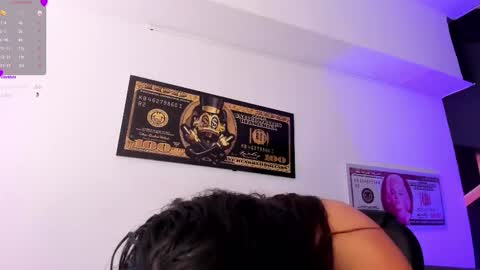 Elsa online show from October 3, 12:13 pm