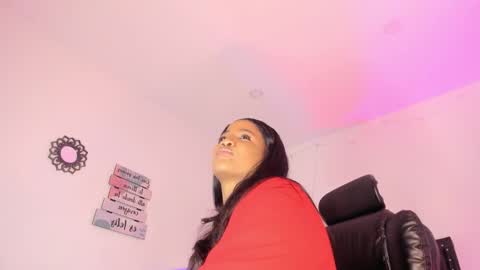 Snapshot of elsiemorrison chatting on December 1, 6:57 pm elsiemorrison online show from December 1, 6:57 pm