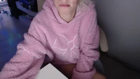 elssa_rush online show from December 5, 11:41 am