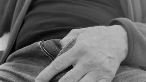 Elvis online show from February 21, 11:39 pm