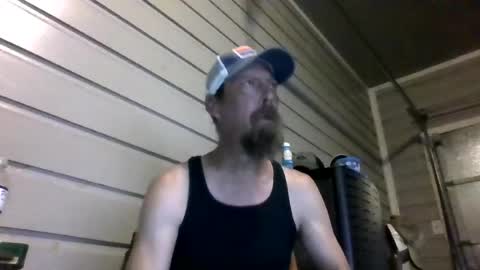 Snapshot of elwooood7 chatting on July 12, 12:07 pm elwooood7 online show from July 12, 12:07 pm