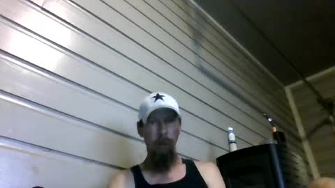 Snapshot of elwooood7 chatting on August 2, 11:41 am elwooood7 online show from August 2, 11:41 am