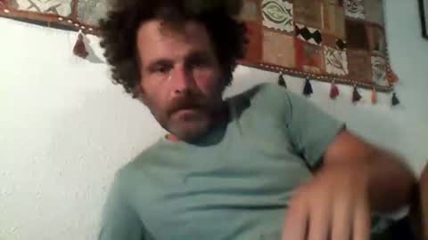 Snapshot of elyjahoye chatting on September 15, 10:48 am elyjahoye online show from September 15, 10:48 am