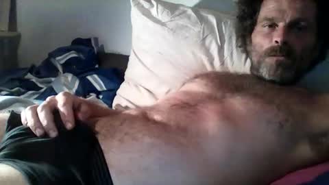 Snapshot of elyjahoye chatting on September 17, 10:55 pm elyjahoye online show from September 17, 10:55 pm