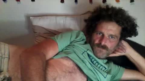 Snapshot of elyjahoye chatting on October 5, 7:45 pm elyjahoye online show from October 5, 7:45 pm