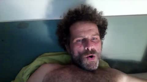 Snapshot of elyjahoye chatting on November 22, 10:09 pm elyjahoye online show from November 22, 10:09 pm