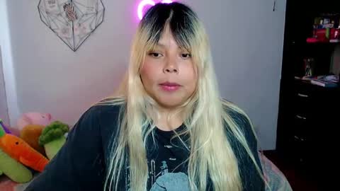 Ely online show from October 10, 8:19 pm