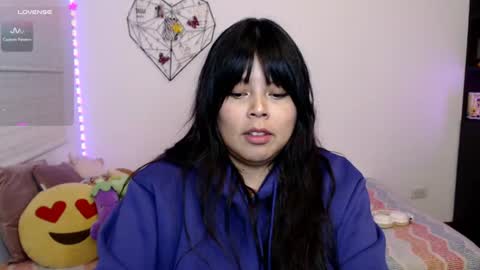 Snapshot of elymoon chatting on June 11, 2:53 am Ely online show from June 11, 2:53 am