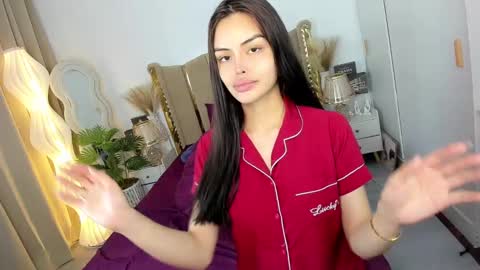 ElysHunter the girl will hunt you  online show from January 19, 7:15 pm