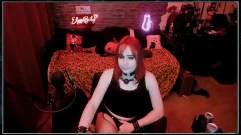 Snapshot of elyzababy chatting on May 17, 12:41 am ElyzaBaby online show from May 17, 12:41 am