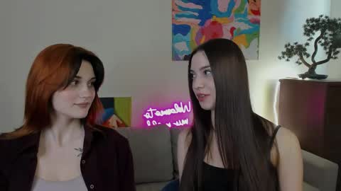 elza_rose online show from May 21, 9:38 am