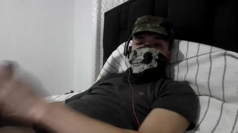 Snapshot of elzarko777 chatting on March 13, 5:25 am elzarko777 online show from March 13, 5:25 am