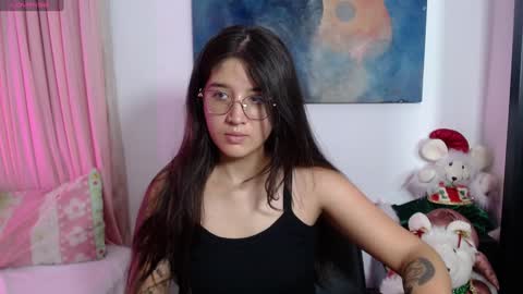 A N D R E A online show from January 1, 2:19 am