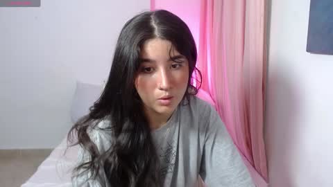 A N D R E A online show from January 22, 8:07 am