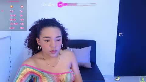 Snapshot of ema__miller chatting on January 4, 4:32 pm ema__miller online show from January 4, 4:32 pm