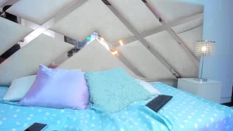 Ema Lambert  online show from January 3, 7:50 pm