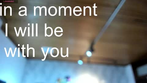 Snapshot of ema_luna_ chatting on November 3, 7:37 pm Ema online show from November 3, 7:37 pm