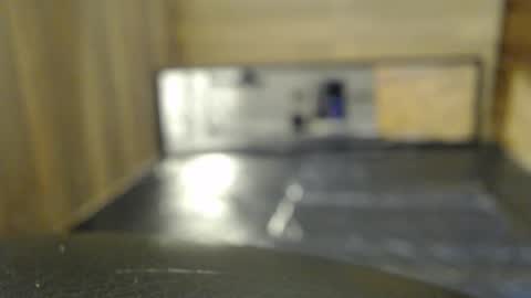 Snapshot of ema_luna_ chatting on November 7, 8:53 pm Ema online show from November 7, 8:53 pm