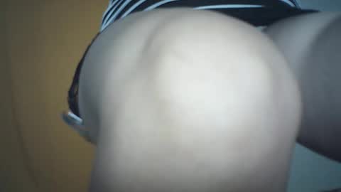 emailisa online show from March 27, 9:36 pm