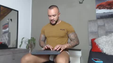 emanuelspencer online show from November 10, 5:34 pm