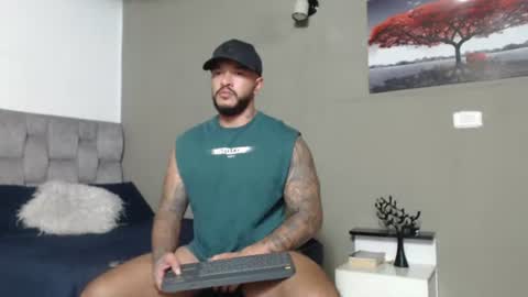 Snapshot of emanuelspencer chatting on July 23, 6:39 pm emanuelspencer online show from July 23, 6:39 pm