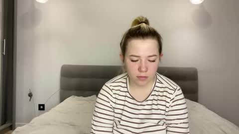 Alice online show from December 19, 7:15 am