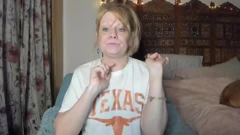 Ember Pheonixxx online show from November 9, 4:55 am