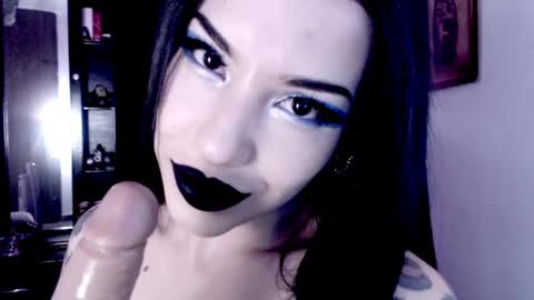 Emerald Black online show from May 2, 3:33 am