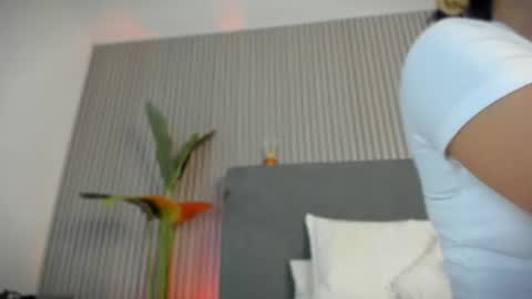 emelie_89 online show from July 24, 11:41 am