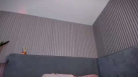 emelie_89 online show from July 28, 3:21 pm