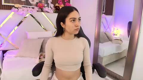 Emily  online show from July 28, 7:26 am