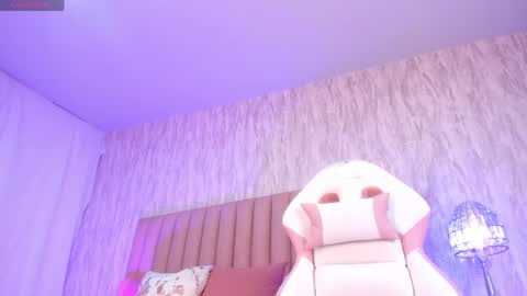 Emely Florence online show from May 31, 7:26 pm