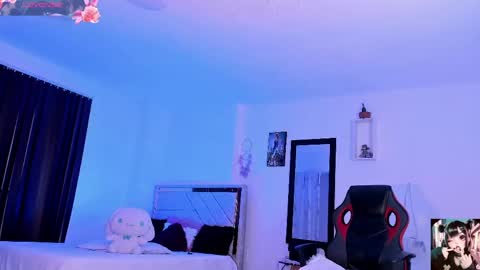 Emely Rous online show from April 29, 10:49 pm