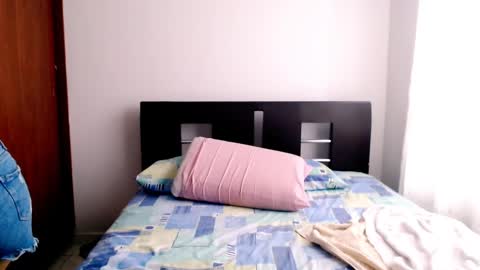 emely_sexx online show from December 30, 7:11 pm