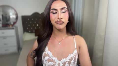 EMELY online show from March 16, 9:13 am