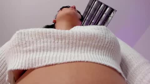 Snapshot of emelyy_carter chatting on March 12, 7:49 pm Emy online show from March 12, 7:49 pm