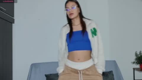 Snapshot of emerald_sparkles chatting on September 10, 11:49 pm sabrina online show from September 10, 11:49 pm