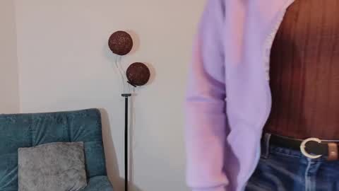 Snapshot of emerald_sparkles chatting on October 9, 1:14 am sabrina online show from October 9, 1:14 am