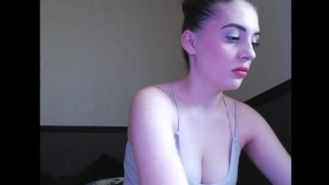 Snapshot of emersonbennett chatting on May 25, 9:37 am EmersonBennett online show from May 25, 9:37 am