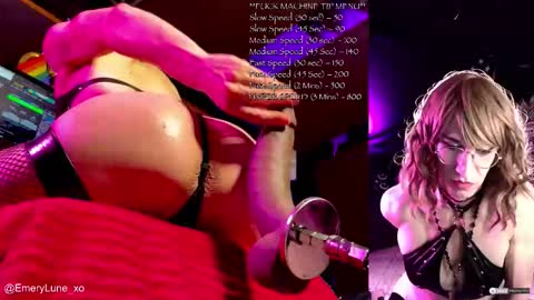 Emery Lune online show from November 13, 6:34 am