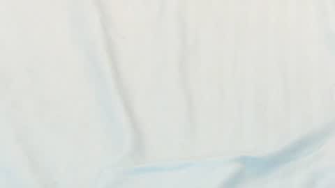 Snapshot of emi_bloom chatting on July 31, 3:11 pm emi_bloom online show from July 31, 3:11 pm
