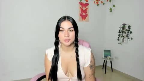 Emily  online show from May 13, 2:14 pm
