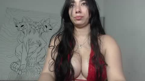 Snapshot of emiantonella_ chatting on June 14, 2:24 am Antonella online show from June 14, 2:24 am