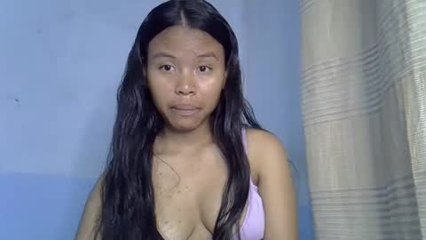 Snapshot of emiehottie chatting on May 23, 6:01 pm Ami online show from May 23, 6:01 pm